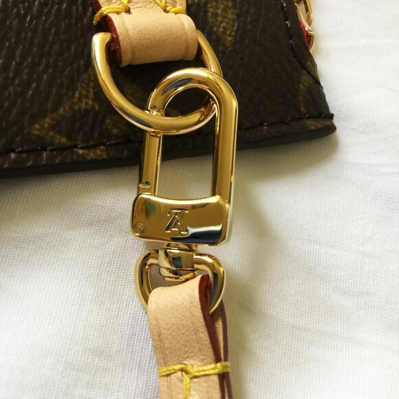 LOUIS VUITTON 2025 Neverfull MM Monogram Pochette Wristlet - 8/17/25 - Picture 9 of 14